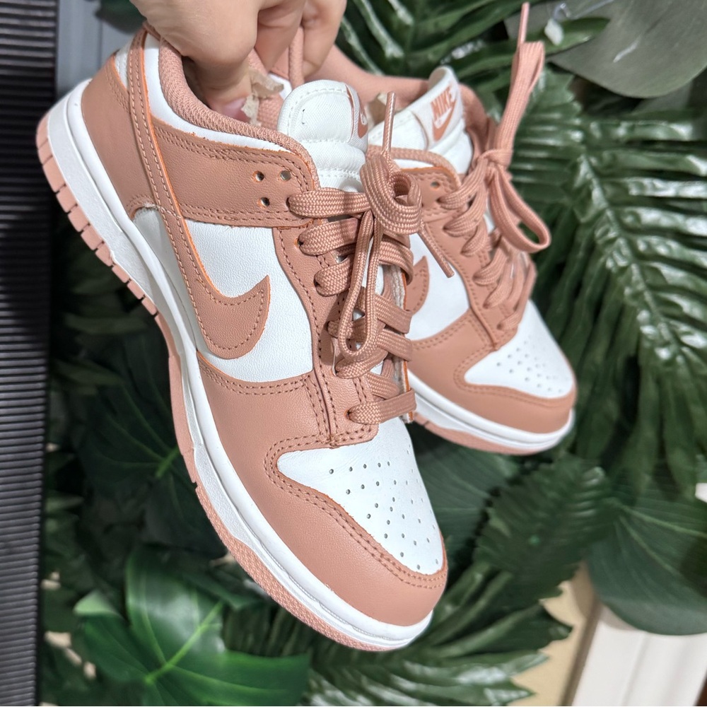 Nike Dusty Rose Dunks Sz. 5.5